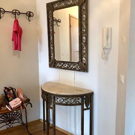 Apartament Masti *